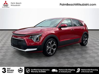 Used 2023 Kia Niro LX