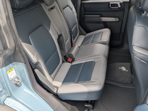 Used 2023 Ford Bronco Outer Banks w/ Sasquatch Package AWD/4WD image 19