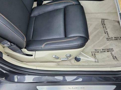 Used 2023 Lucid Air Touring image 22