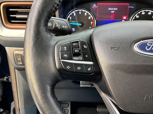 Used 2022 Ford Maverick Lariat w/ Lariat Luxury Package image 19