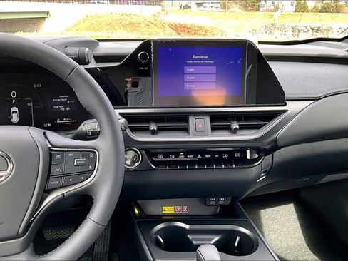 New 2026 Lexus UX 300h AWD image 7