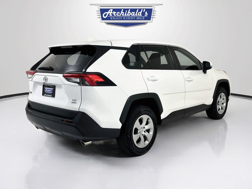 Used 2023 Toyota RAV4 LE AWD/4WD image 8