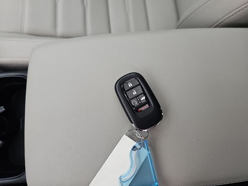 Used 2026 Honda CR-V EX-L image 35
