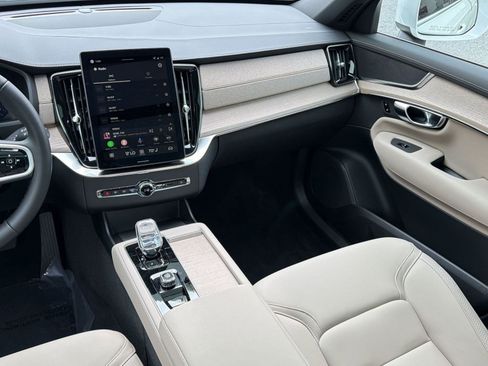 New 2026 Volvo XC90 B6 Plus AWD/4WD image 26