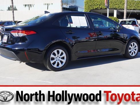 Used 2024 Toyota Corolla LE image 7