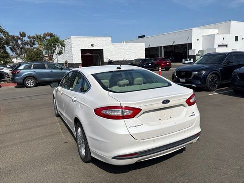 Used 2013 Ford Fusion SE FWD image 9
