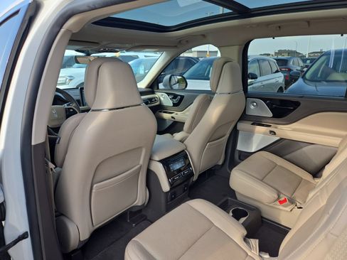 Used 2022 Lincoln Aviator Reserve w/ Equipment Group 201A AWD/4WD image 14