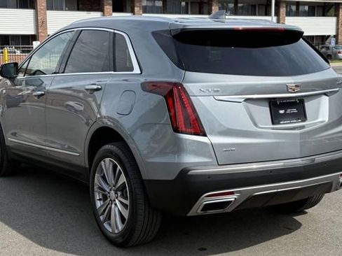 Certified 2023 Cadillac XT5 Premium Luxury AWD/4WD image 8