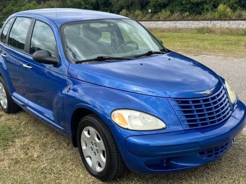 Used 2005 Chrysler PT Cruiser Touring image 2