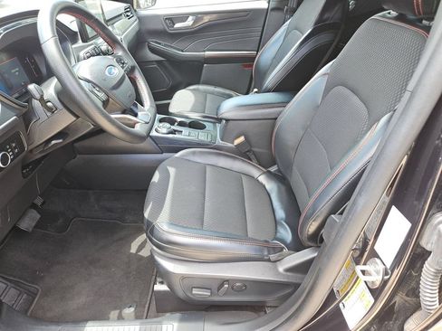Used 2025 Ford Escape ST-Line AWD/4WD image 14