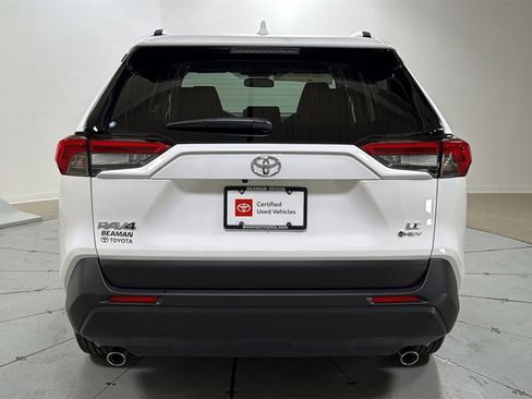 Certified 2025 Toyota RAV4 LE image 4