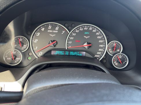 Used 2008 Chevrolet Corvette Convertible w/ Preferred Equipment Group RWD image 13
