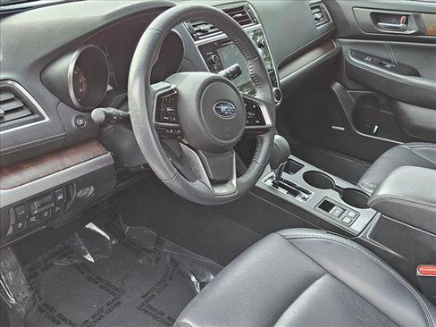 Used 2019 Subaru Outback 3.6R Limited w/ Popular Package #2 AWD/4WD image 9