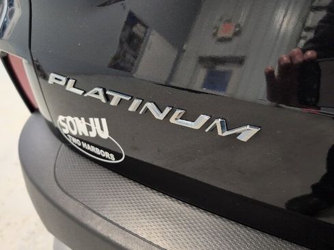 Certified 2024 Ford Escape Platinum image 33