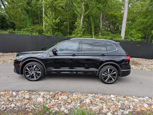 Certified 2024 Volkswagen Tiguan SEL R-Line w/ MDO Package, Two-Row AWD/4WD image 2
