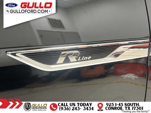 Used 2018 Volkswagen Atlas SE w/ R-Line Package FWD image 31