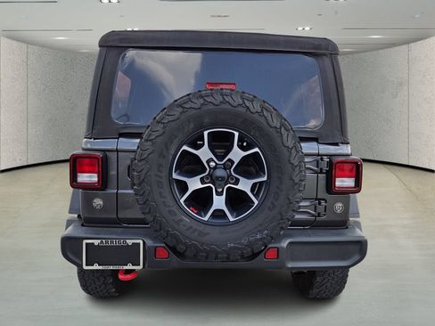Used 2022 Jeep Wrangler Unlimited Rubicon AWD/4WD image 4