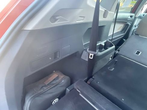 Used 2019 Volkswagen Tiguan SEL w/ 3rd Row Seat Package AWD/4WD image 65