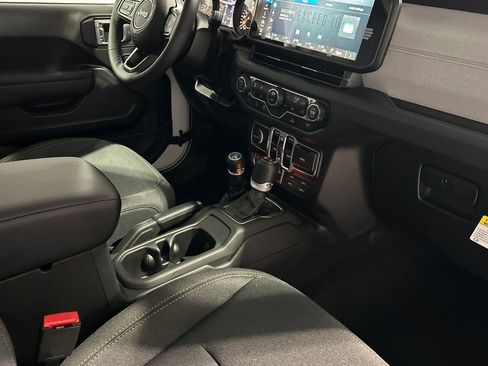 New 2026 Jeep Wrangler Unlimited Sport AWD/4WD image 17