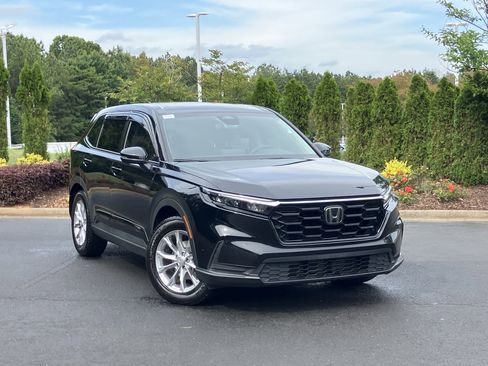 Used 2023 Honda CR-V EX image 2