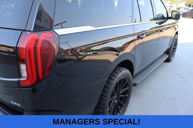 Used 2025 Ford Expedition Max Active AWD/4WD image 6