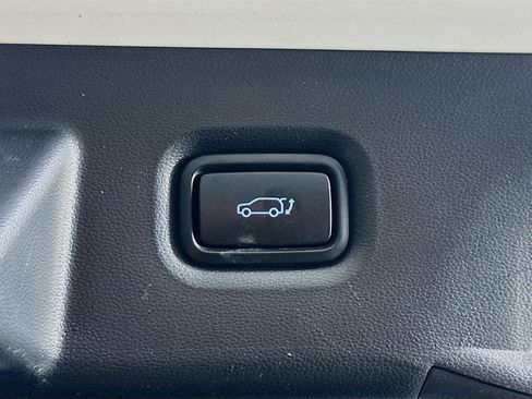 Used 2024 Hyundai Ioniq 5 SEL image 28