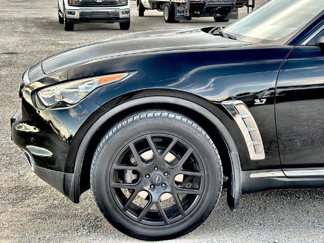 Used 2014 INFINITI QX70 2WD w/ Premium Package image 10