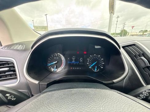 Used 2016 Ford Edge SEL FWD image 15