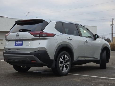 Certified 2023 Nissan Rogue SV image 22