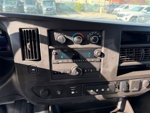 Used 2023 Chevrolet Express 4500 Extended w/ Power Convenience Package image 9