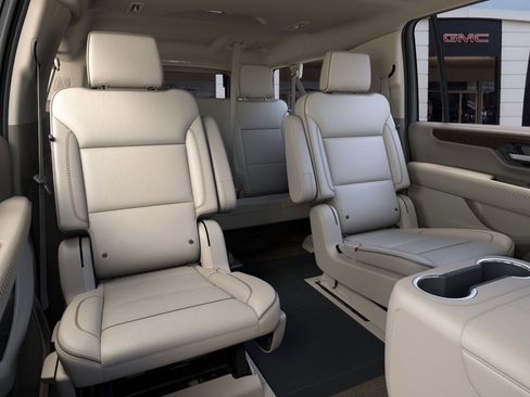 New 2026 GMC Yukon XL Denali w/ Sun & Power Step Package image 17