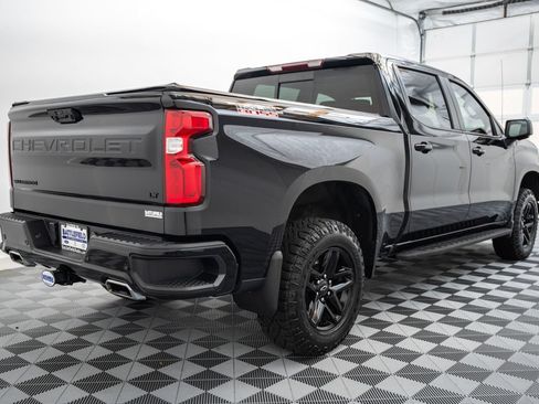 Used 2022 Chevrolet Silverado 1500 LT Trail Boss w/ Convenience Package II AWD/4WD image 5