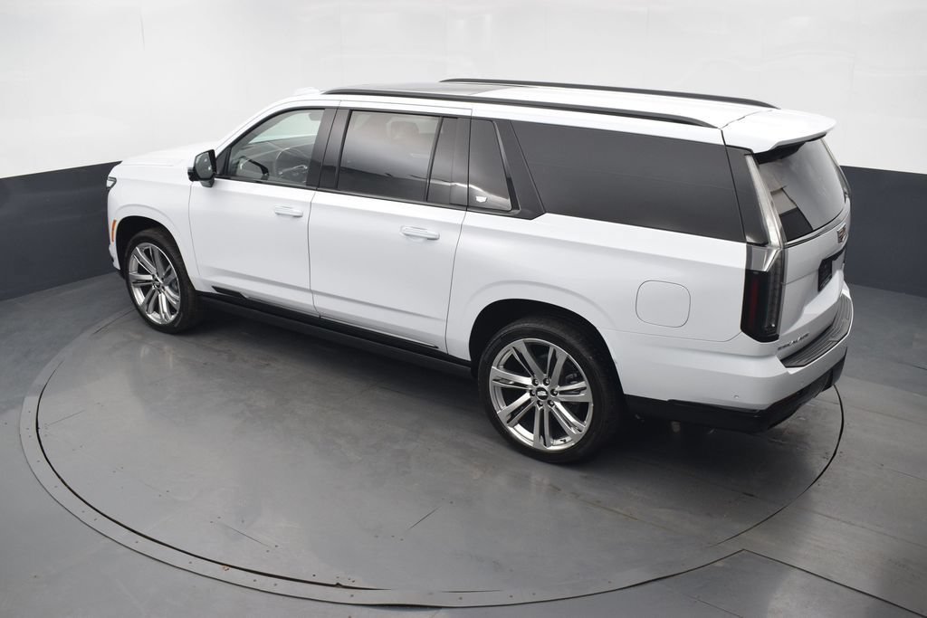 Certified 2026 Cadillac Escalade ESV Sport w/ Touring Package AWD/4WD image 41