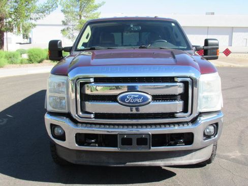 Used 2011 Ford F250 Lariat w/ Lariat Interior Pkg image 3