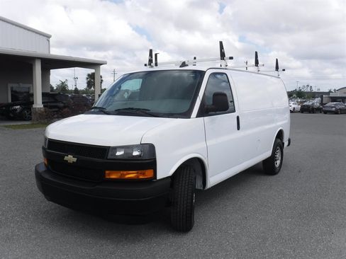 Used 2020 Chevrolet Express 2500 w/ Communications Package RWD image 18