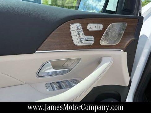 New 2026 Mercedes-Benz GLS 450 4MATIC image 13