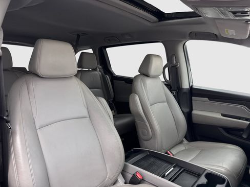 Used 2021 Honda Odyssey EX-L image 40