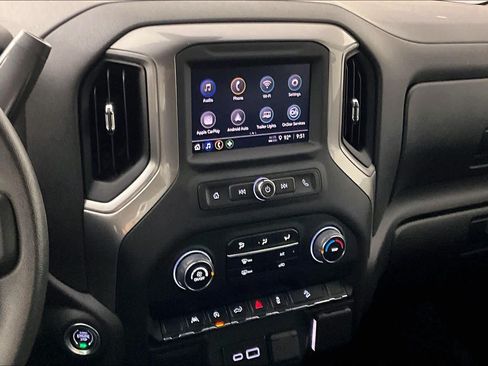 Used 2025 Chevrolet Silverado 1500 Custom Trail Boss AWD/4WD image 7