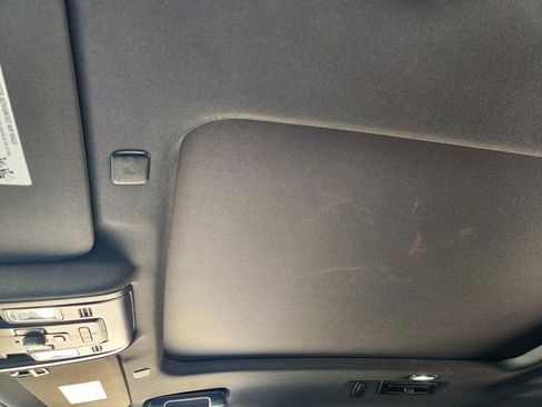 Used 2023 Chevrolet Tahoe Z71 w/ Z71 Off-Road Package image 26