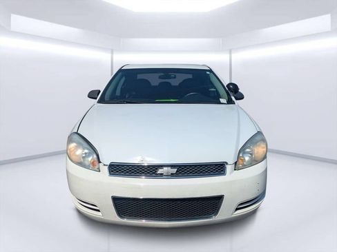 Used 2010 Chevrolet Impala Police FWD image 8