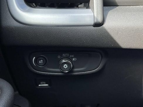 Used 2020 GMC Terrain SLE w/ Driver Convenience Package image 30