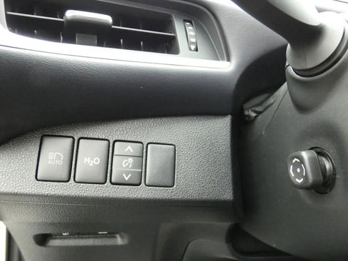 Used 2019 Toyota Mirai image 74