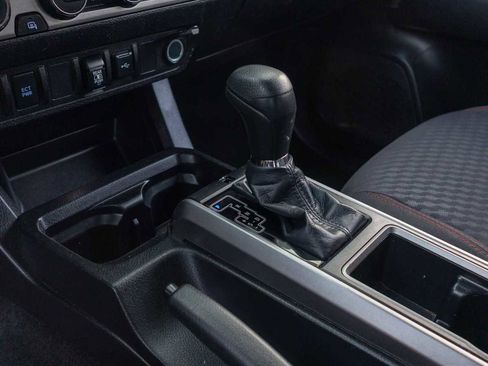 Used 2021 Toyota Tacoma SR5 image 20