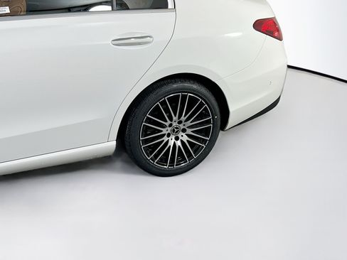 Used 2023 Mercedes-Benz C 300 4MATIC Sedan image 30