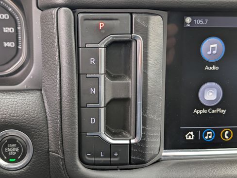 Used 2021 GMC Yukon Denali w/ Denali Premium Package AWD/4WD image 29