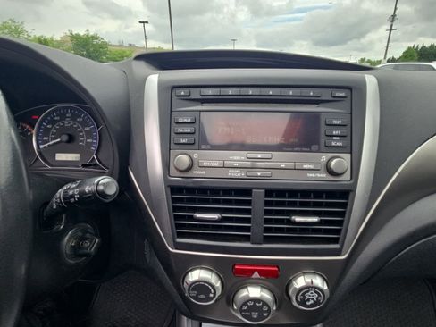Used 2010 Subaru Forester 2.5X Limited AWD/4WD image 8