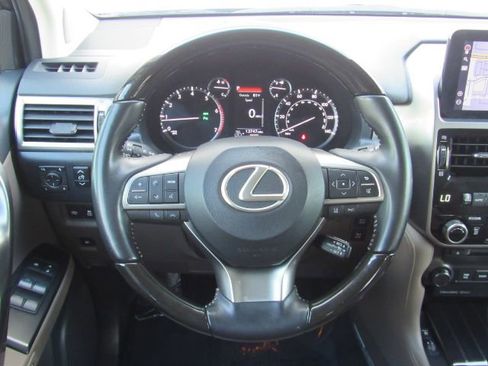 Used 2022 Lexus GX 460 Luxury image 38