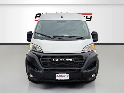 Used 2024 RAM ProMaster 2500 w/ Safety Group FWD image 2