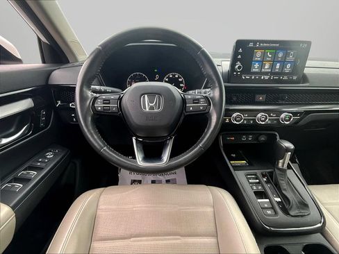 Used 2023 Honda CR-V EX-L image 10