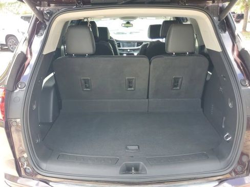Used 2020 Buick Enclave Avenir w/ Avenir Technology Package FWD image 8